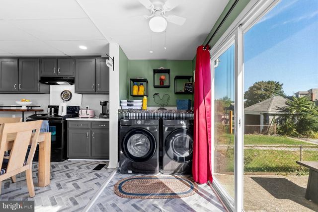 38 N ENOLA DR, Enola, PA 17025