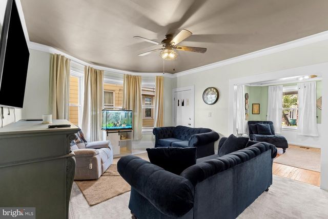 38 N ENOLA DR, Enola, PA 17025