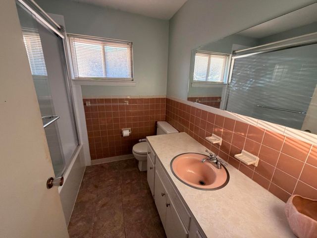 1815 Clayton Drive, Chattanooga, TN 37421