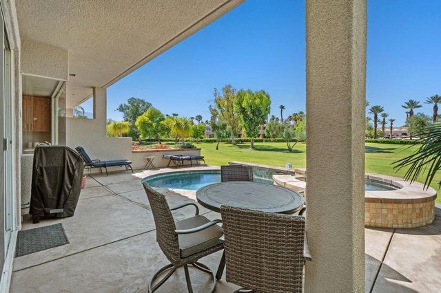 48 Pebble Beach Drive, Rancho Mirage, CA 92270