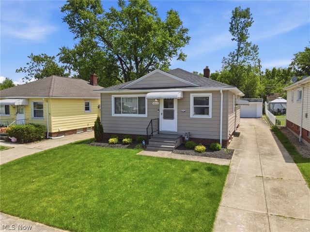 4315 Russell Avenue, Parma, OH 44134
