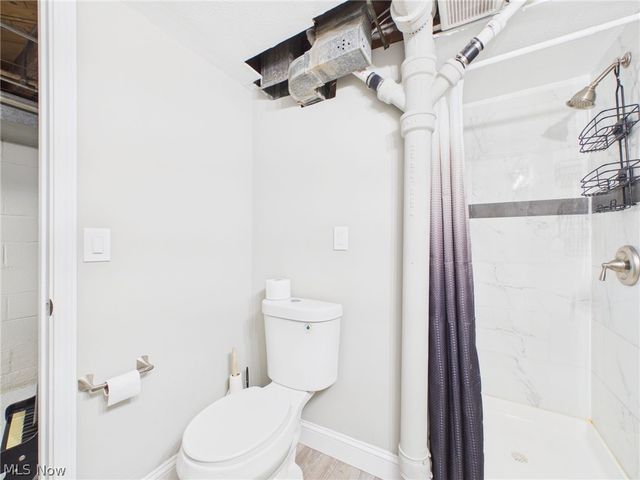 4315 Russell Avenue, Parma, OH 44134