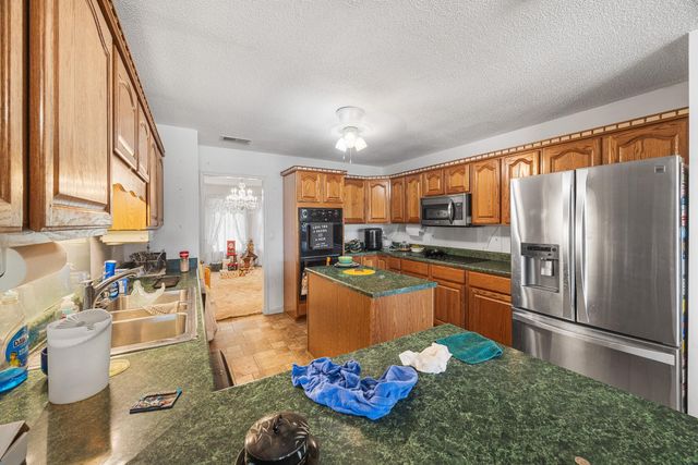 3000 SCHAEFFER DR, Eads, TN 38028