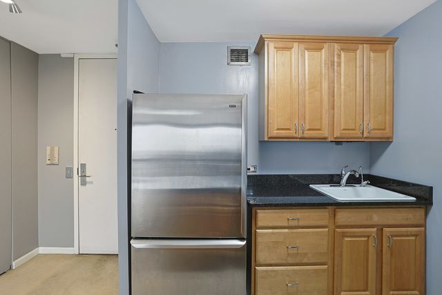 4343 N Clarendon Avenue 2209, Chicago, IL 60613