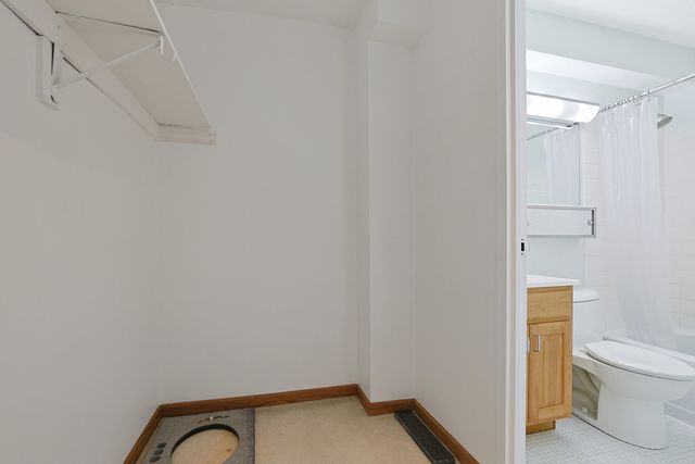 4343 N Clarendon Avenue 2209, Chicago, IL 60613