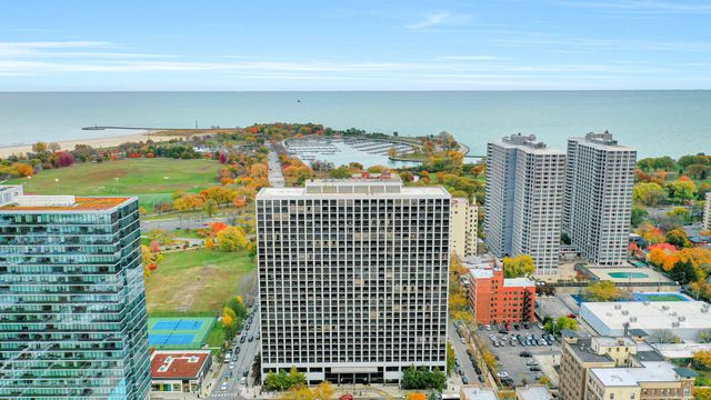 4343 N Clarendon Avenue 2209, Chicago, IL 60613