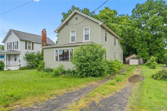 1077 Glenwood Avenue, Oneida, NY 13421