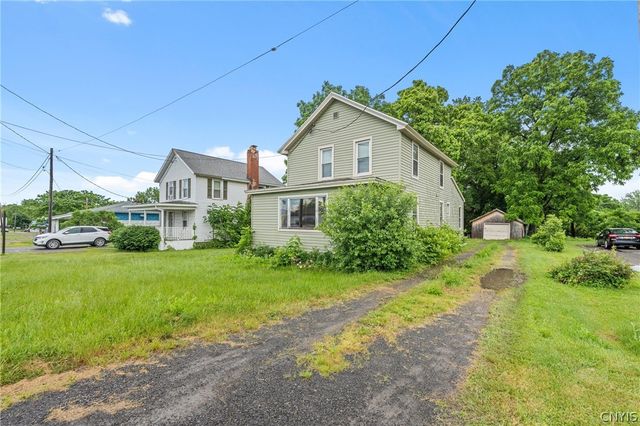 1077 Glenwood Avenue, Oneida, NY 13421