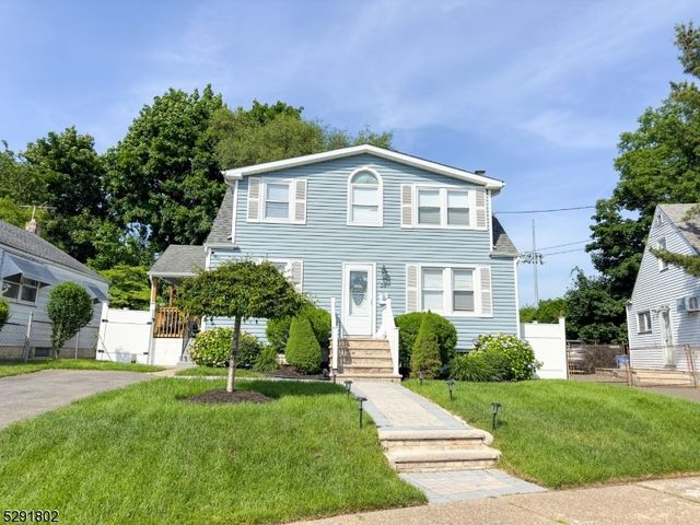 28 Plymouth Rd, Paterson City, NJ 07502