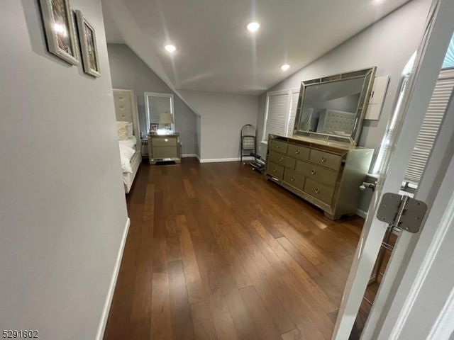 28 Plymouth Rd, Paterson City, NJ 07502