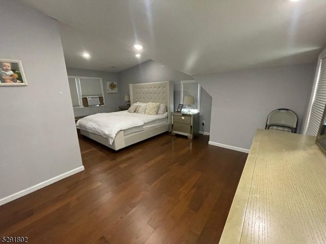 28 Plymouth Rd, Paterson City, NJ 07502