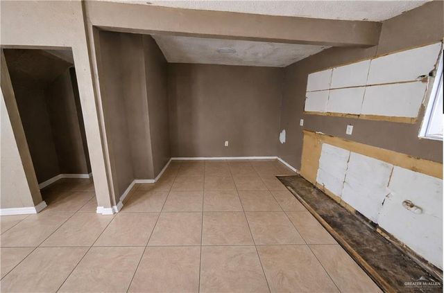 203 E 2nd Street, Weslaco, TX 78596