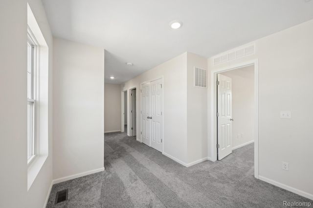 372 Edge Brook Drive, Holly Township, MI 48442