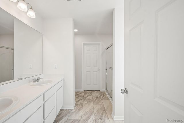 372 Edge Brook Drive, Holly Township, MI 48442