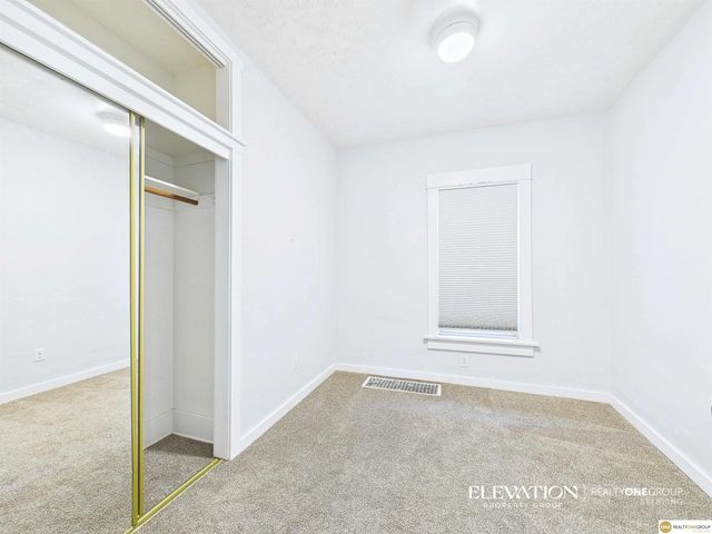 4814 Poppleton Avenue, Omaha, NE 68106