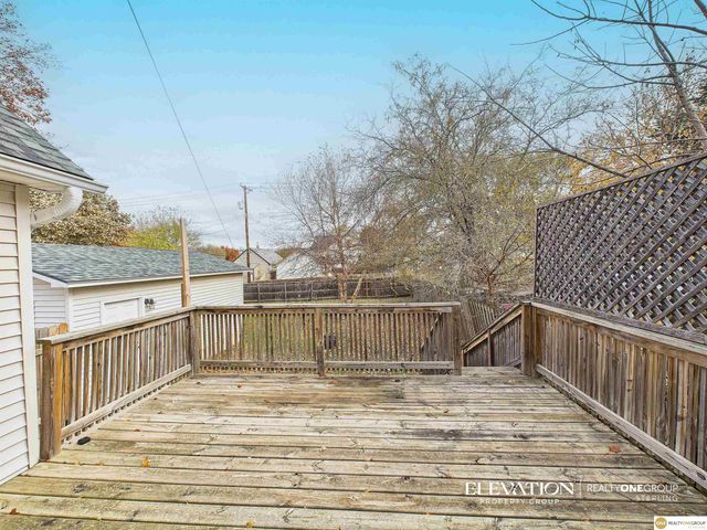 4814 Poppleton Avenue, Omaha, NE 68106