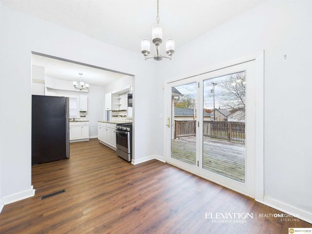 4814 Poppleton Avenue, Omaha, NE 68106