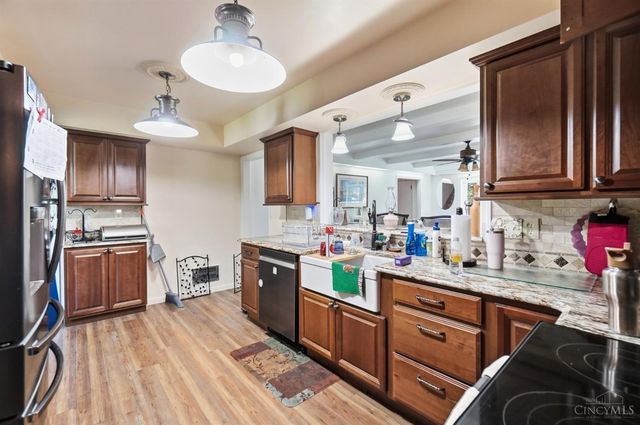 706 Maple Ridge Road, Miami Twp, OH 45150