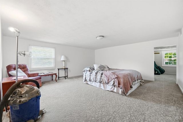 706 Maple Ridge Road, Miami Twp, OH 45150