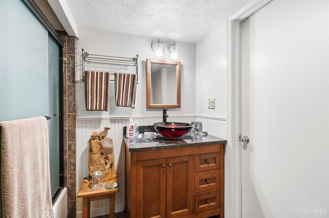 706 Maple Ridge Road, Miami Twp, OH 45150