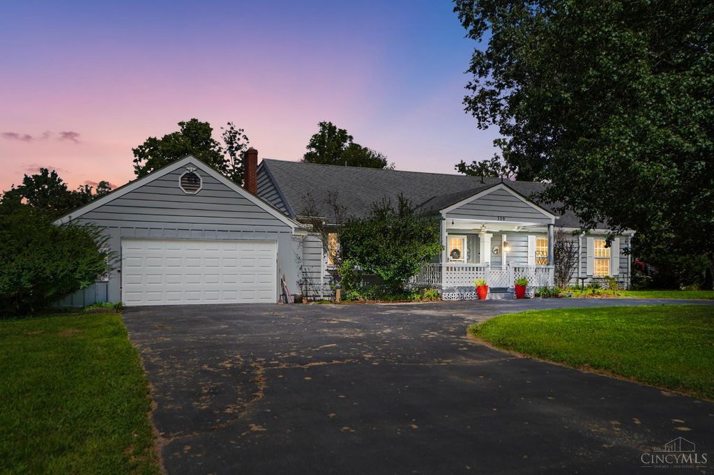 706 Maple Ridge Road, Miami Twp, OH 45150