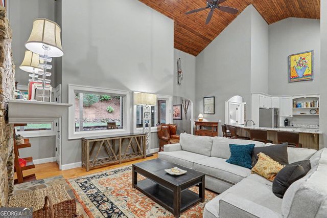 397 Standing Rock Drive, Tiger, GA 30576