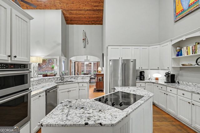 397 Standing Rock Drive, Tiger, GA 30576
