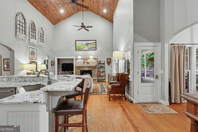 397 Standing Rock Drive, Tiger, GA 30576