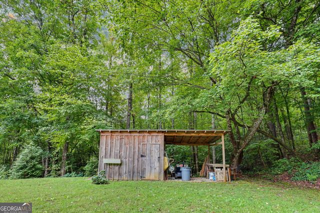 397 Standing Rock Drive, Tiger, GA 30576