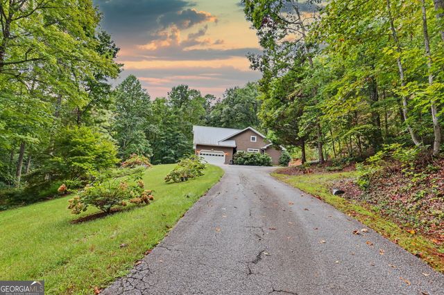 397 Standing Rock Drive, Tiger, GA 30576