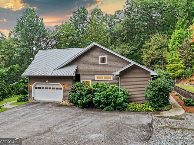 397 Standing Rock Drive, Tiger, GA 30576