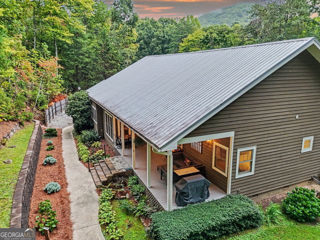 397 Standing Rock Drive, Tiger, GA 30576