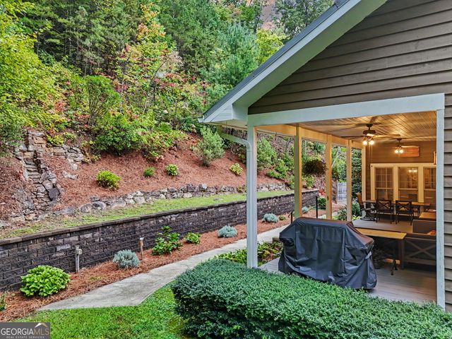 397 Standing Rock Drive, Tiger, GA 30576