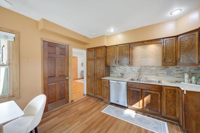 6337 Girard Avenue S, Richfield, MN 55423
