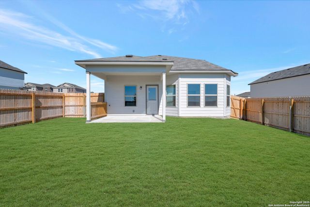 10402 White Hart Lane, Converse, TX 78109