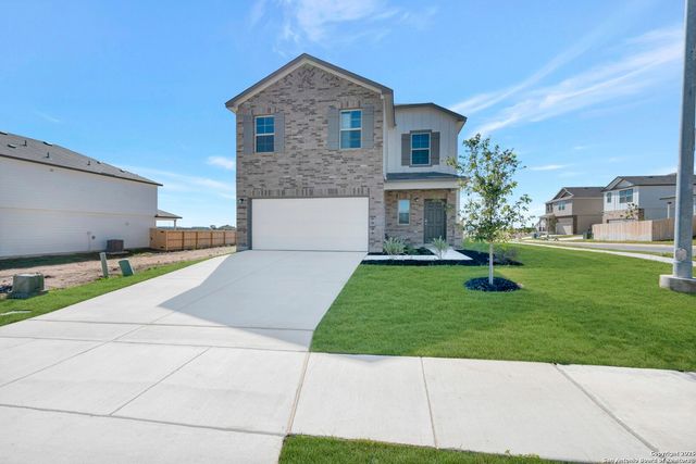 10402 White Hart Lane, Converse, TX 78109