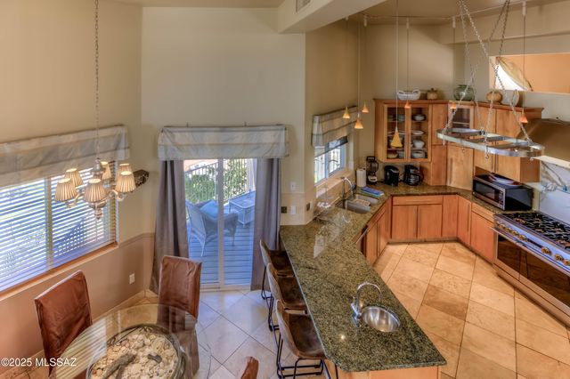 4545 N Quartz Hill Place, Tucson, AZ 85750
