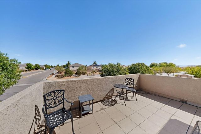 551 Blue Sage Avenue SW, Los Lunas, NM 87031