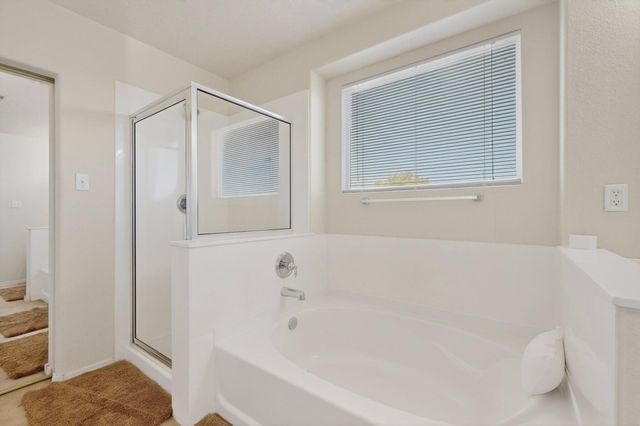 551 Blue Sage Avenue SW, Los Lunas, NM 87031