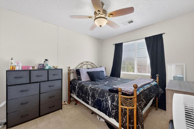 551 Blue Sage Avenue SW, Los Lunas, NM 87031