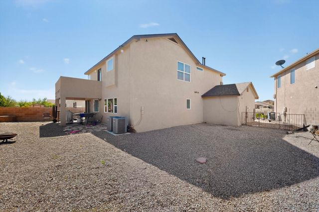 551 Blue Sage Avenue SW, Los Lunas, NM 87031