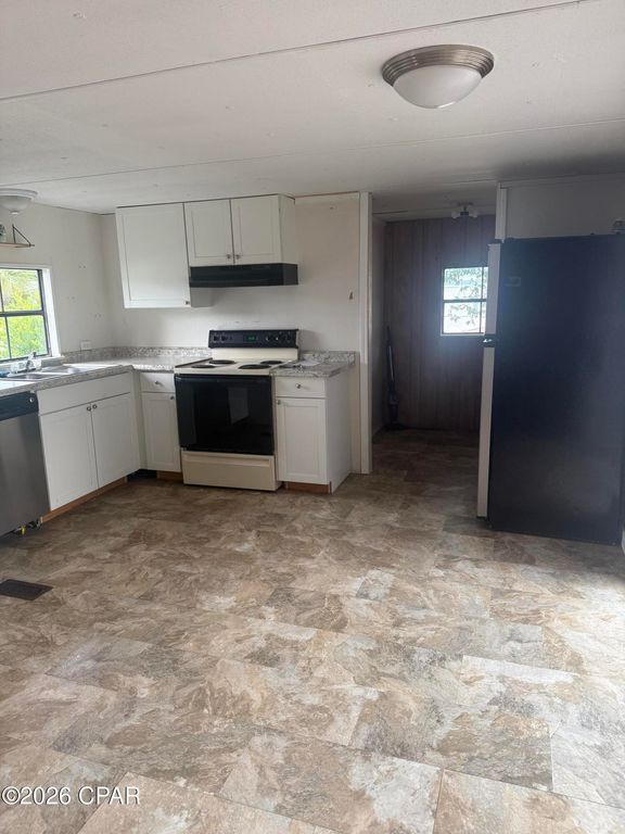 Image 10 of property listing at 322 14th Street, Panama City Beach, FL 32413