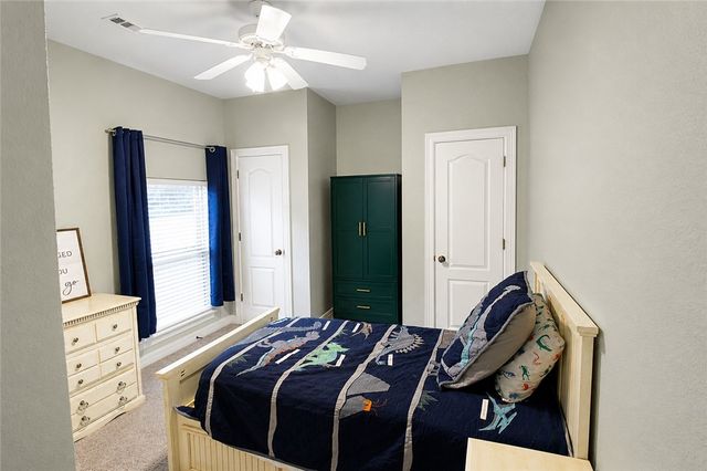 1351 Lexington Circle, Springdale, AR 72762