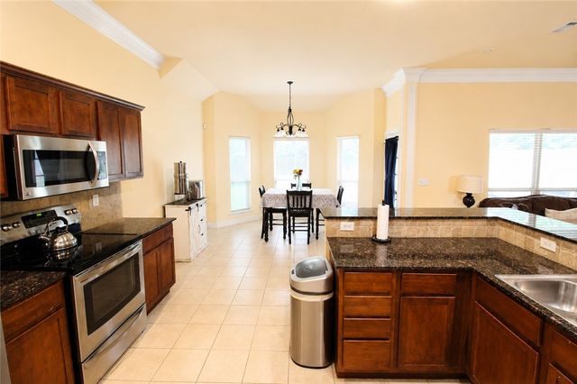 1351 Lexington Circle, Springdale, AR 72762