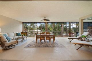 770 Waterford DR 202, Naples, FL 34113
