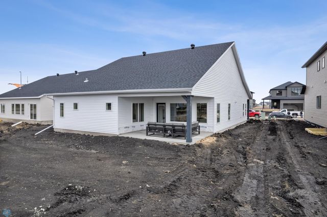 4736 Hampton Loop S, Moorhead, MN 56560