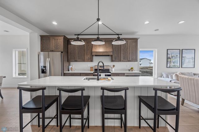 4736 Hampton Loop S, Moorhead, MN 56560