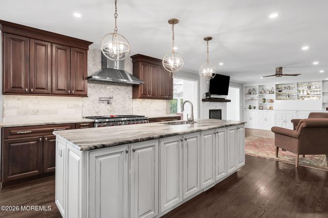 707 Quail Hill Road, Colts Neck, NJ 07722