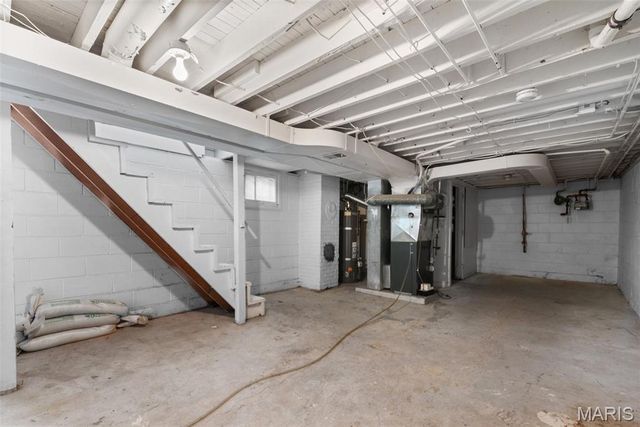 9509 Trescott Avenue, Overland, MO 63114