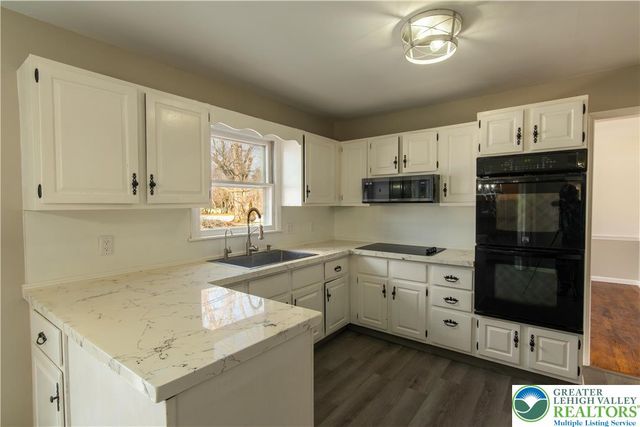 1330 Cherry Avenue, Bethlehem City, PA 18017